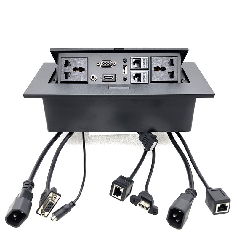 Nuovo jack desktop multimedial - Desk Setup Hub recensione e prezzo