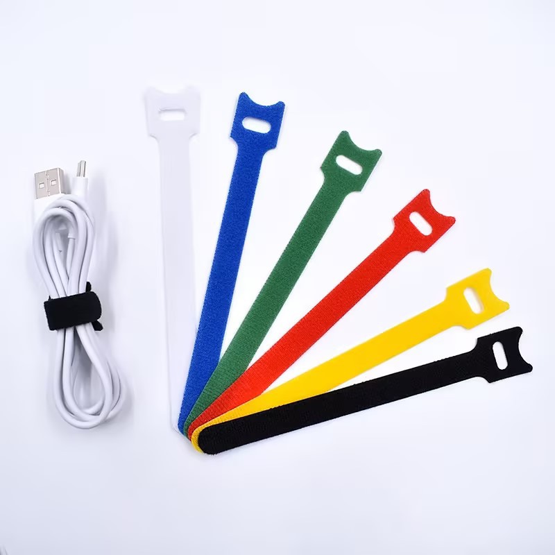 10 pz Fascette per cavi Fascet - Cable Velcro Strap recensione e prezzo