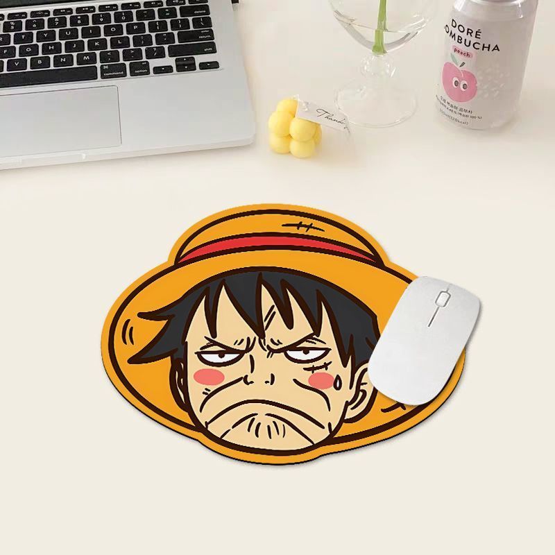 Tappetino per mouse One Piece  - Desk Setup Rug recensione e prezzo