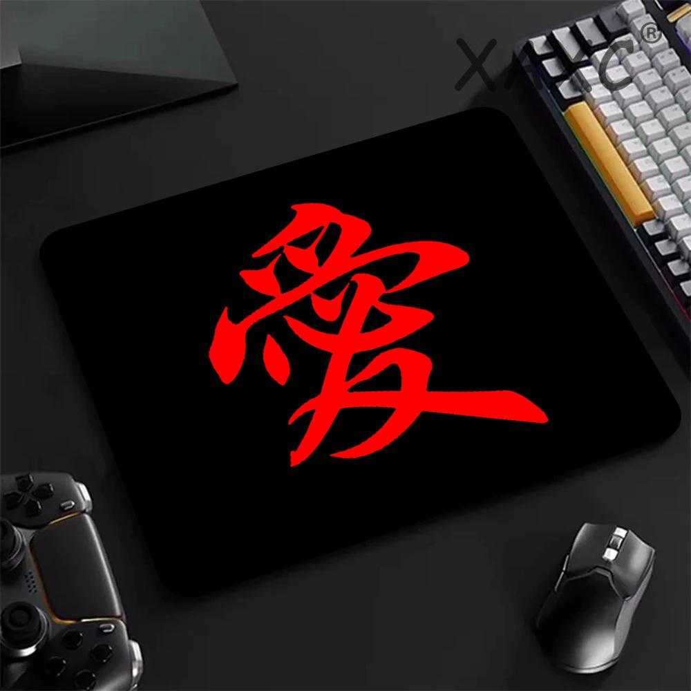 E-Sports Mousepad personaggio  - Korean Desk Setup recensione e prezzo